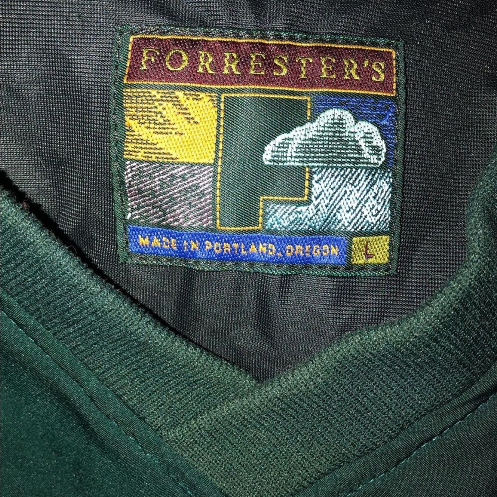 Windbreaker material pullover - Picture 4 of 4